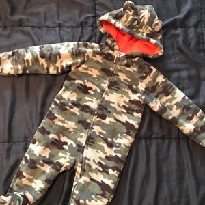 6-9 month camo bunting